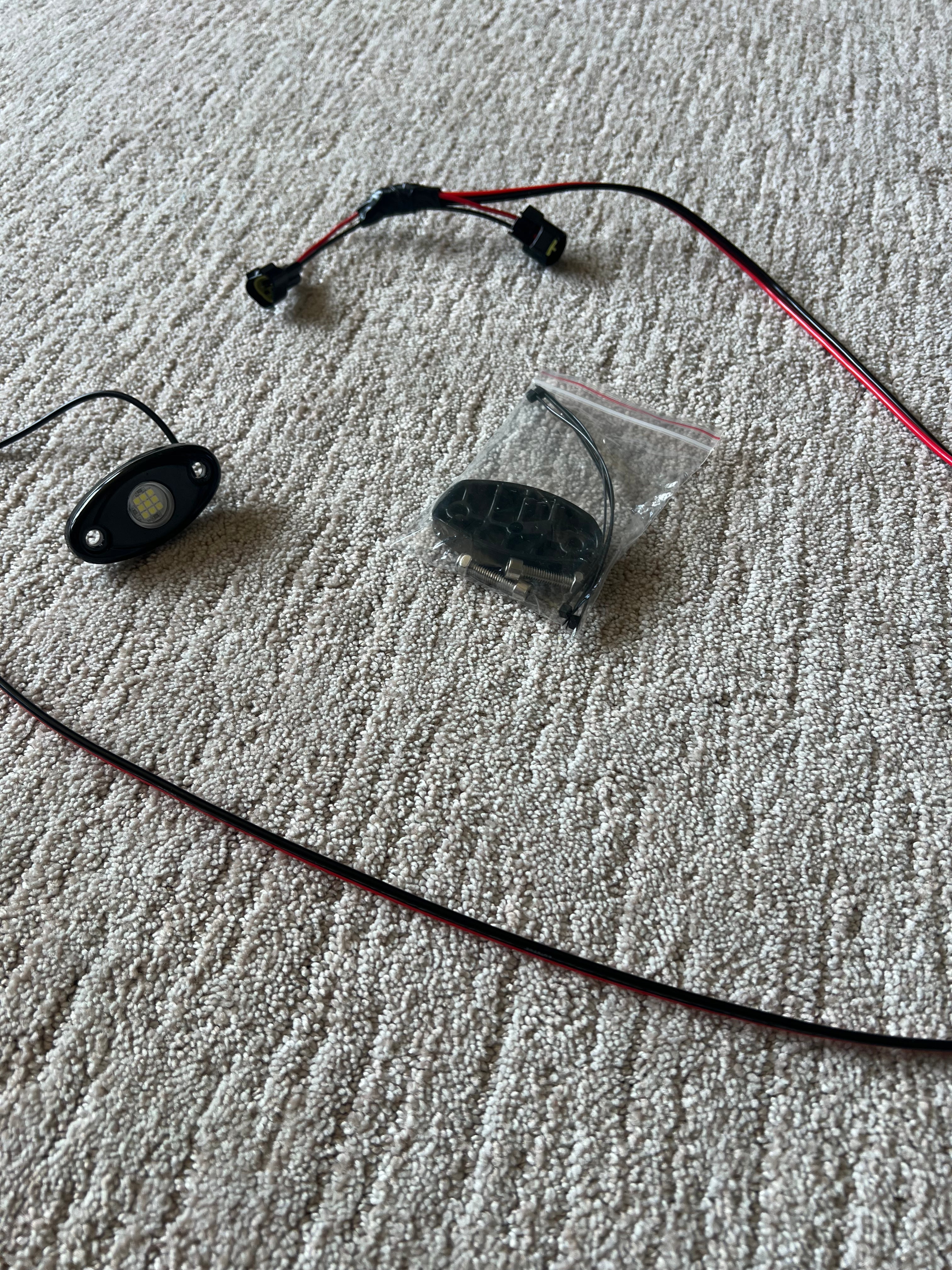 Plug and play yozma rocklight